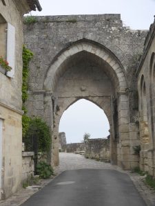 Porte nord de Saint-Emilion